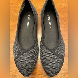 TOMS Black knit Katie ballet flat, size 7B